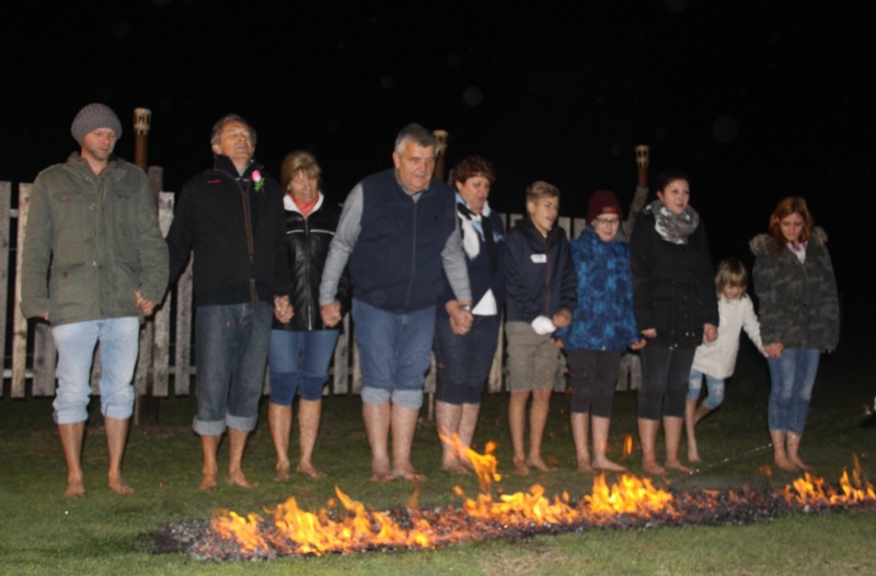 lust_am_leben_feuerlauf_mit_der_familie
