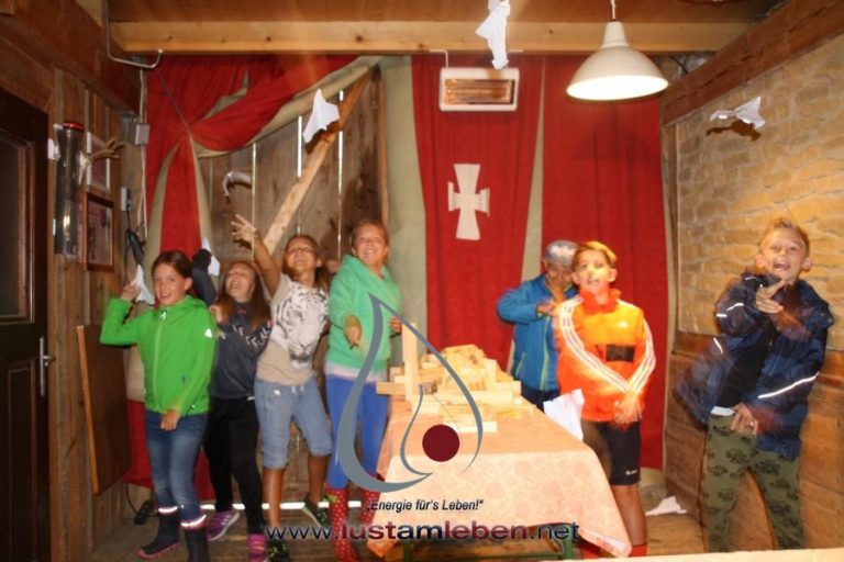 #LustAmLeben #Kindergeburtstag #AbenteuerCamp #NaturErleben #PferdeErleben #SpaßInDerNatur #KinderEvents #Linz #Wels #Gmunden #Geburtstagsfeier #OutdoorErlebnis #MentaleStärke #KinderAbenteuer