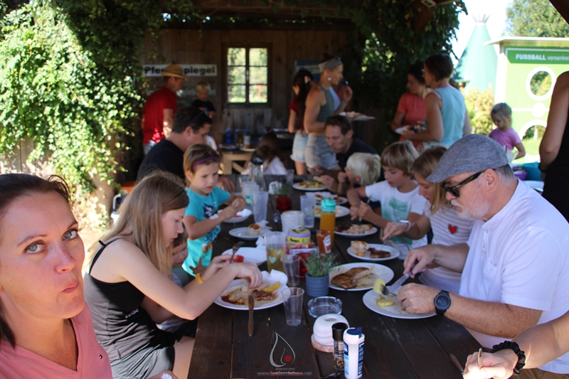 #KennenlernTag #Begrüßungstag #NeuesSchuljahr #NeueKlasse #Schulstart #TeamBuilding #Schulalltag #Schulbeginn #NeueFreunde #Schulcommunity #Projekttage #Projektwoche #LernenMitSpaß #Handlungsorientiert #Teamwork #Schulprojekt #Projektarbeit #Schulideen #KreativesLernen #SchuleMalAnders #Schulabschluss #Klassenabschluss #Abschlussfeier #LetzterSchultag #Matura #Schulzeit #Schulende #Abschlussfahrt #Erinnerungen #Schulfreunde #AbenteuerWoche #NaturErlebnis #Erlebniswoche #SpieleInDerSchule #OutdoorLearning #T
