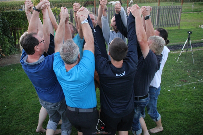 #LustAmLeben #MutZurVeränderung #KomfortzoneVerlassen #Selbstdisziplin #TeamSpirit #Teamentwicklung #BewusstLeben #Feuerlauf #InnereStärke #MindsetShift #Wachstum