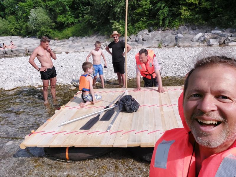 Lust am Leben Flossbau für die ganze Familie